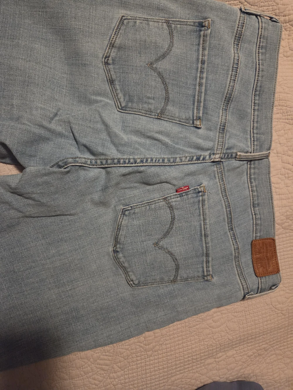 Women's Levi Shaping Slim 312